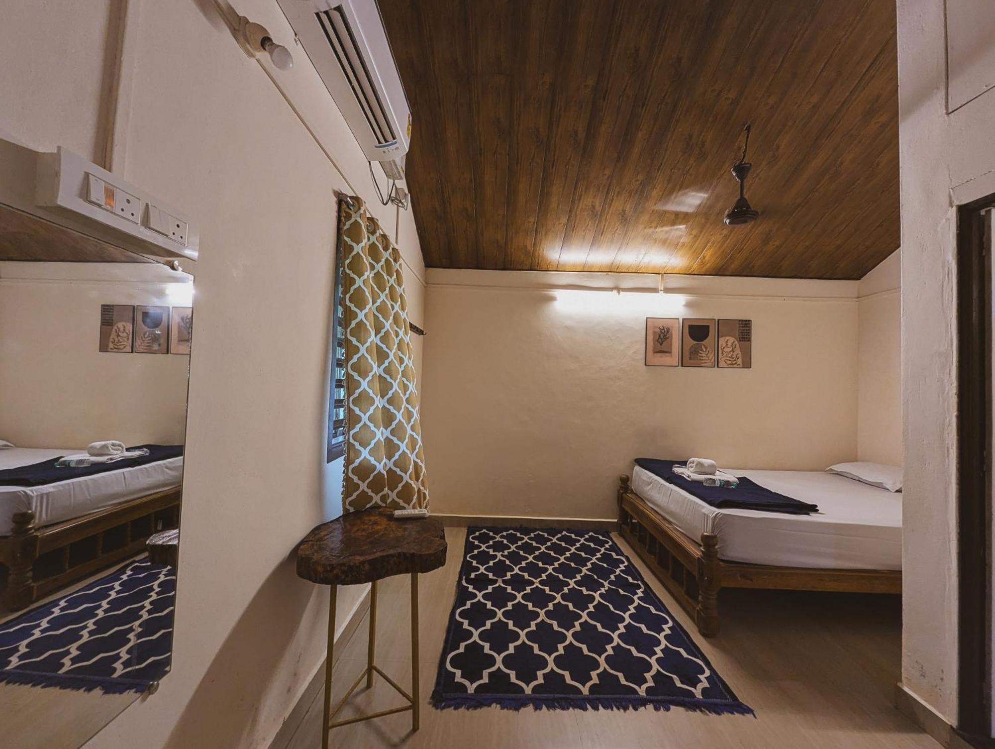 Sunset Cafe Beach Stay Gokarna  Luaran gambar