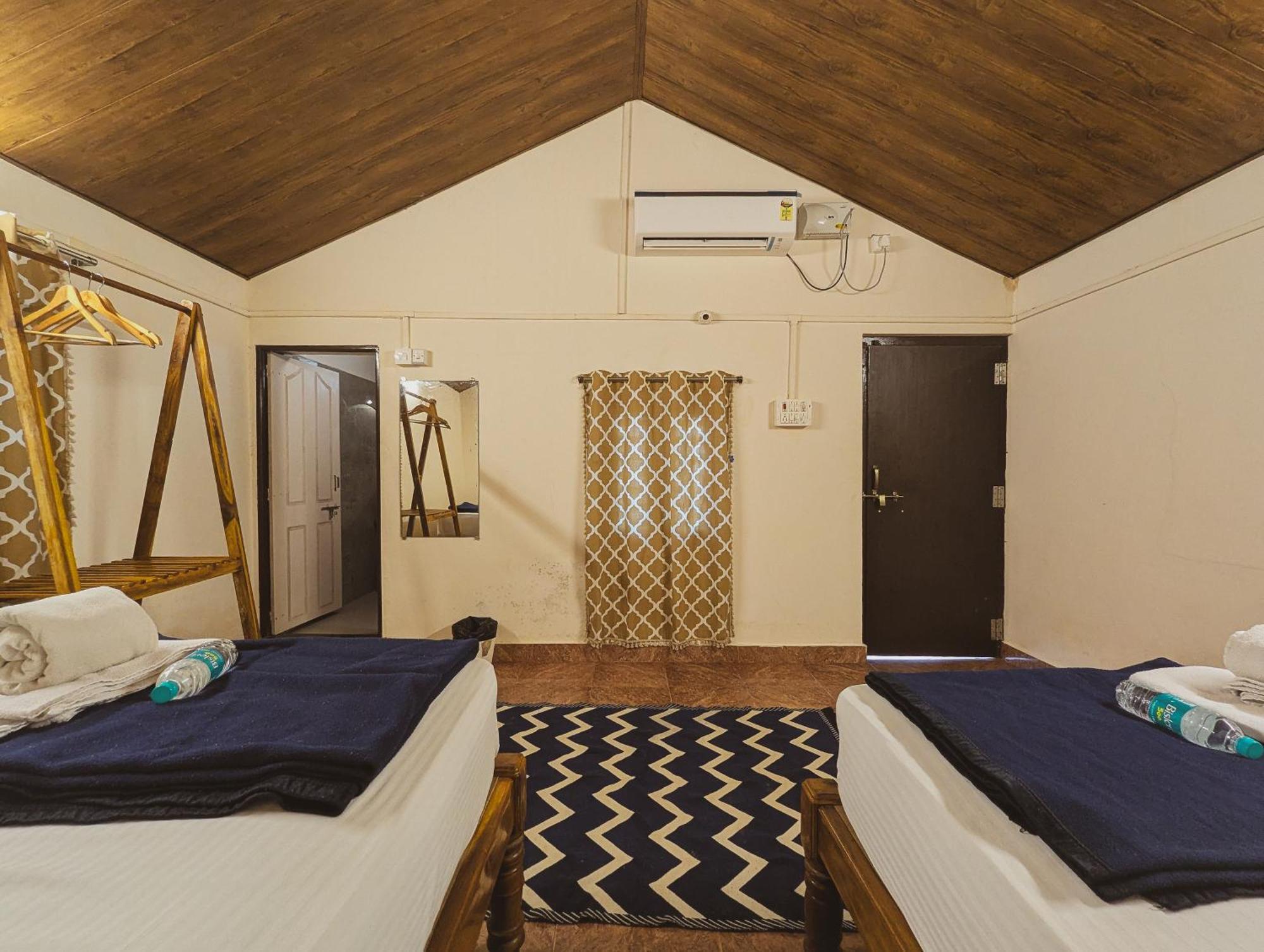 Sunset Cafe Beach Stay Gokarna  Luaran gambar