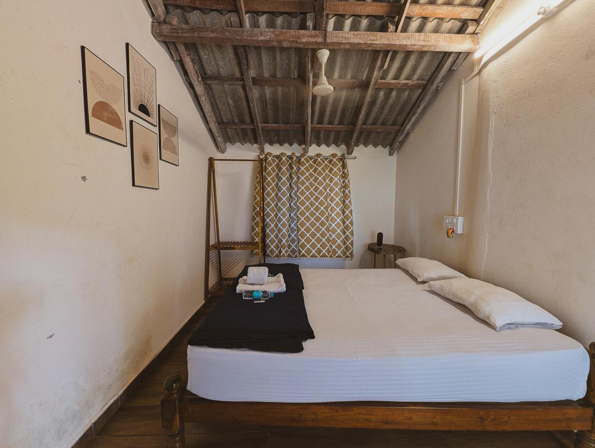 Sunset Cafe Beach Stay Gokarna  Luaran gambar
